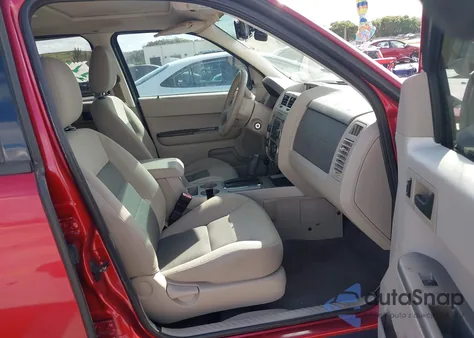 2008 Ford Escape Xlt из США, поврежденный, VIN 1FMCU03Z88KA56520